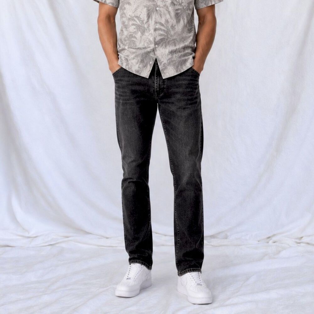 Vintage Y2K 90s Men's Dark Gray Slim Fit Skinny Denim Levi Jeans Size 32